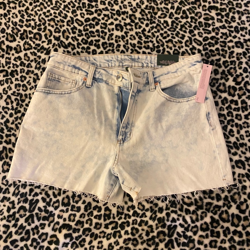 Acid wash mom jean shorts